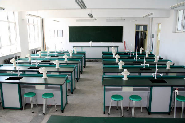 48座鋁木化學(xué)通風(fēng)實(shí)驗(yàn)室MSDLHS-LMHTZ46